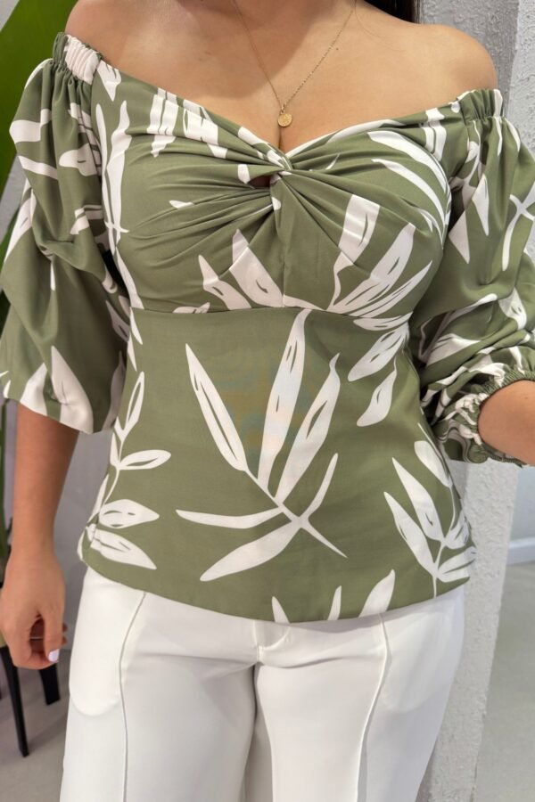 Blusa Antonia verde oliva - Image 4