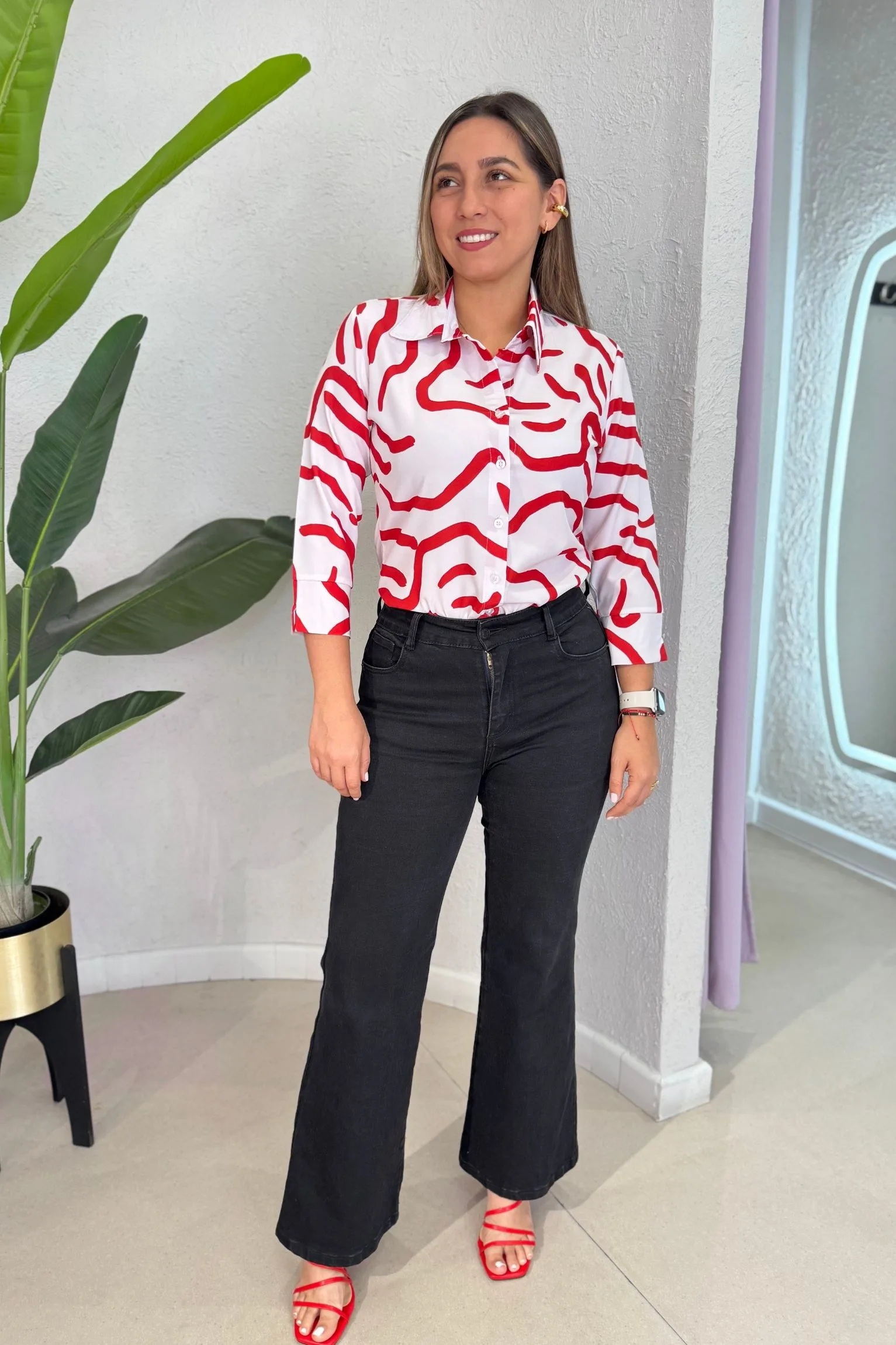 Blusa Zafiro lineas rojas