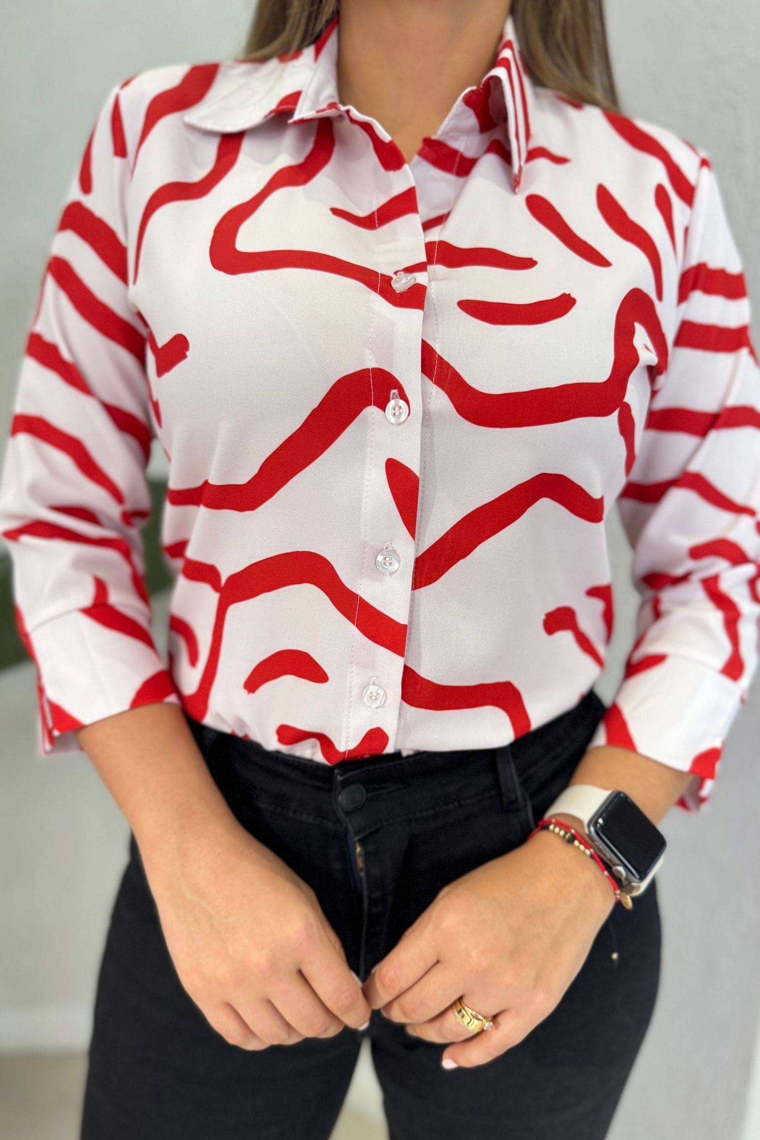 Blusa Zafiro lineas rojas - Image 2