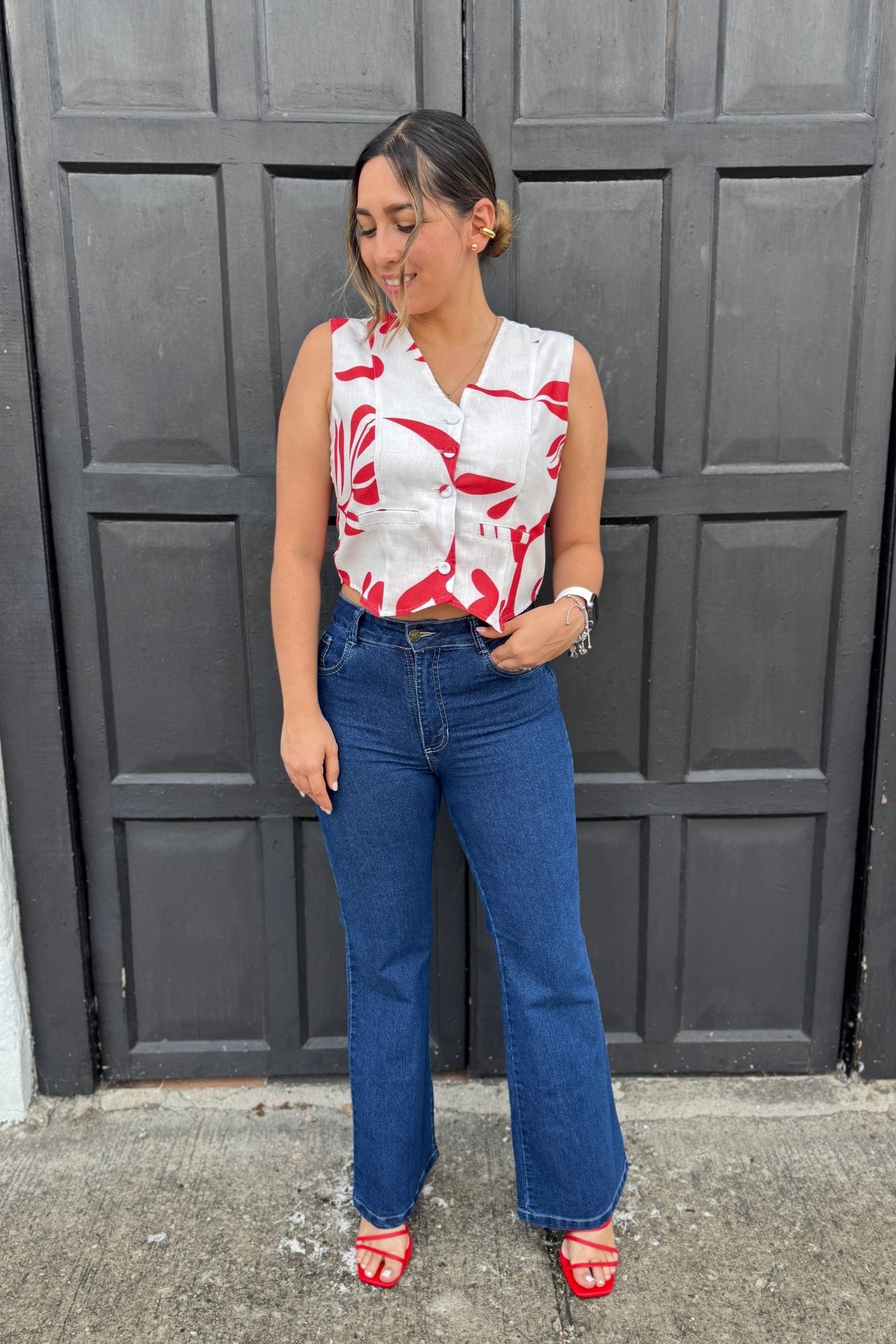 Chaleco Versalles beige rojo