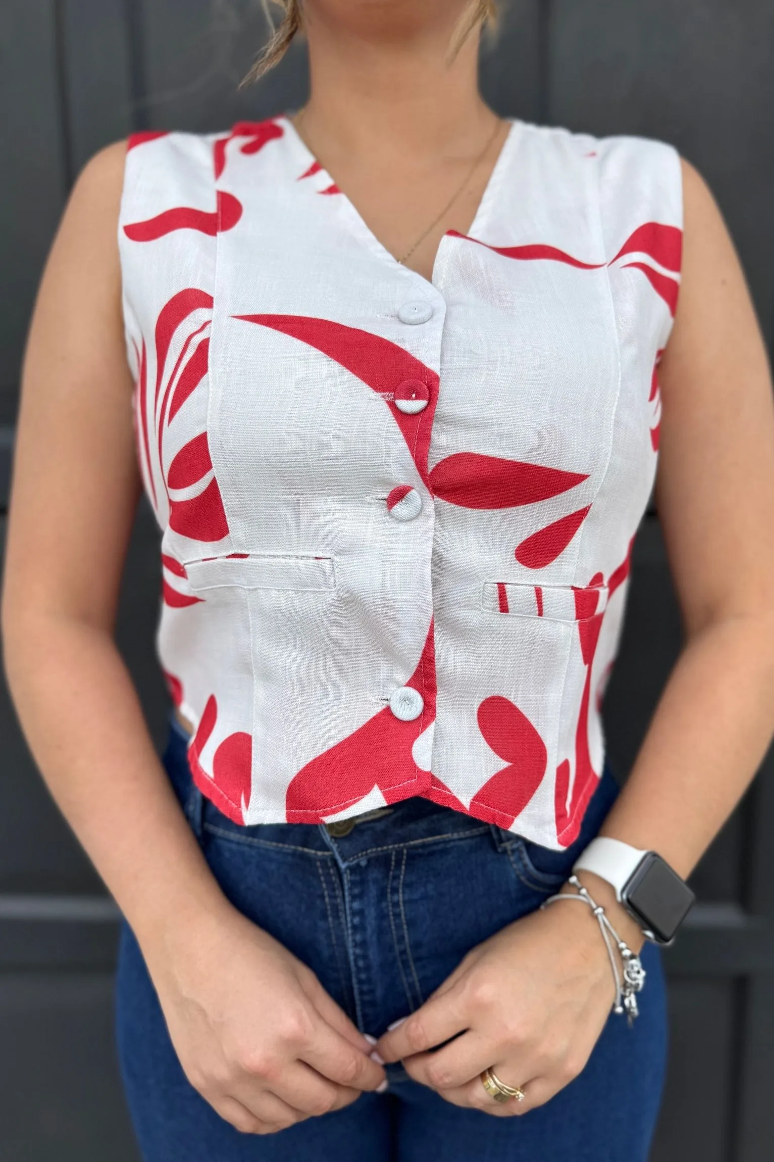 Chaleco Versalles beige rojo - Image 2