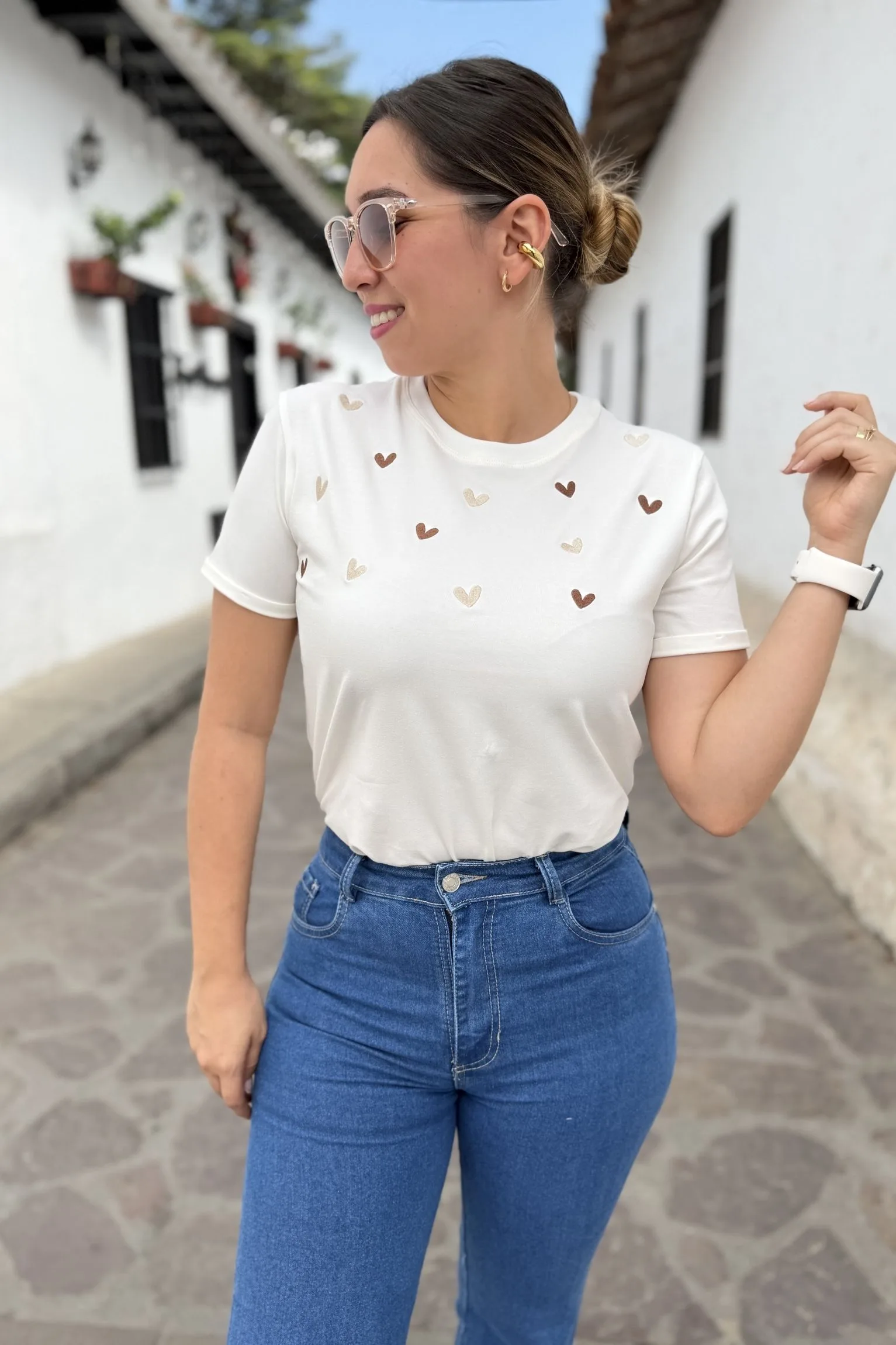 Camiseta Beige Corazon - Image 3