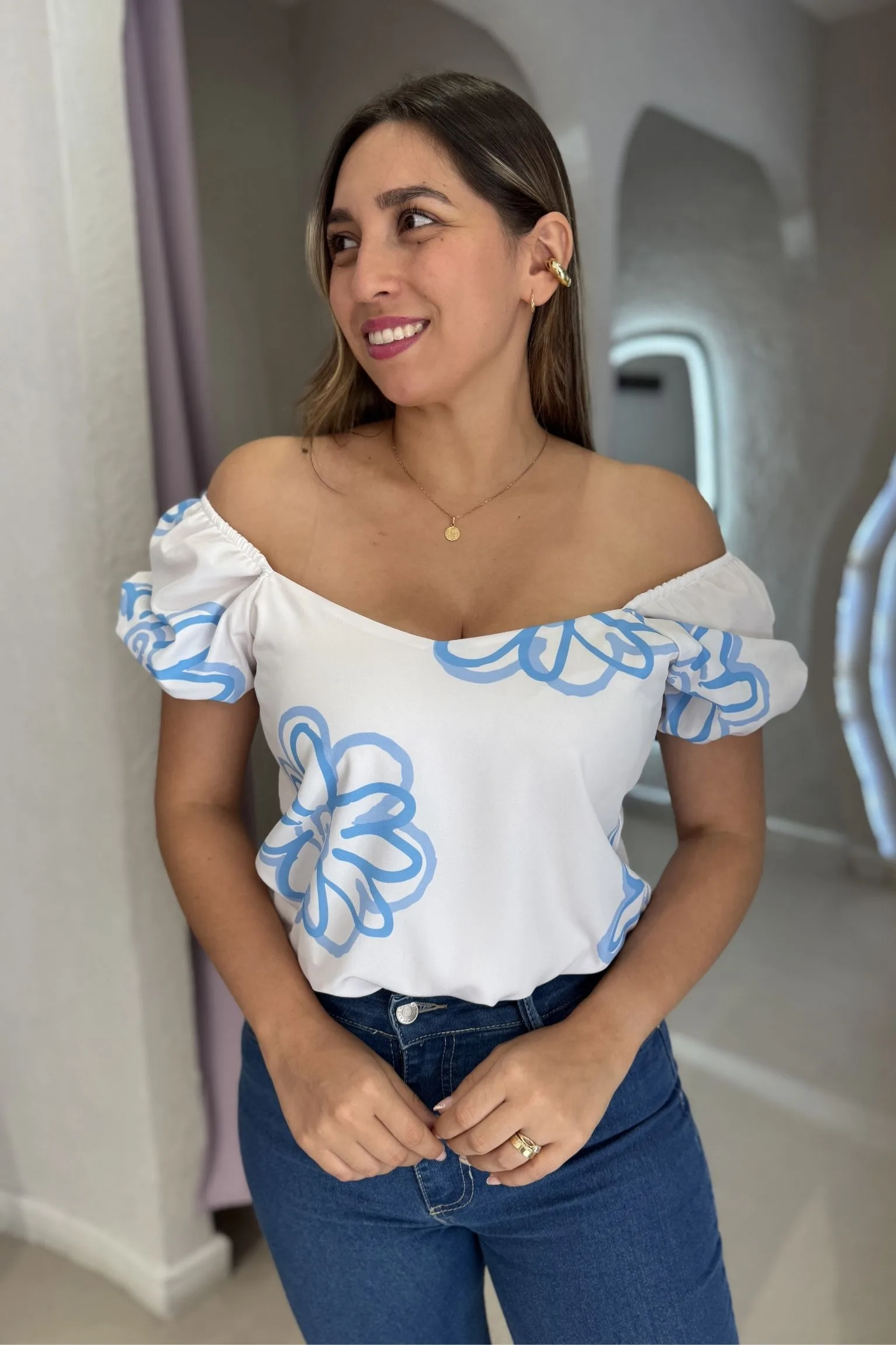 Blusa bela flor azul - Image 2