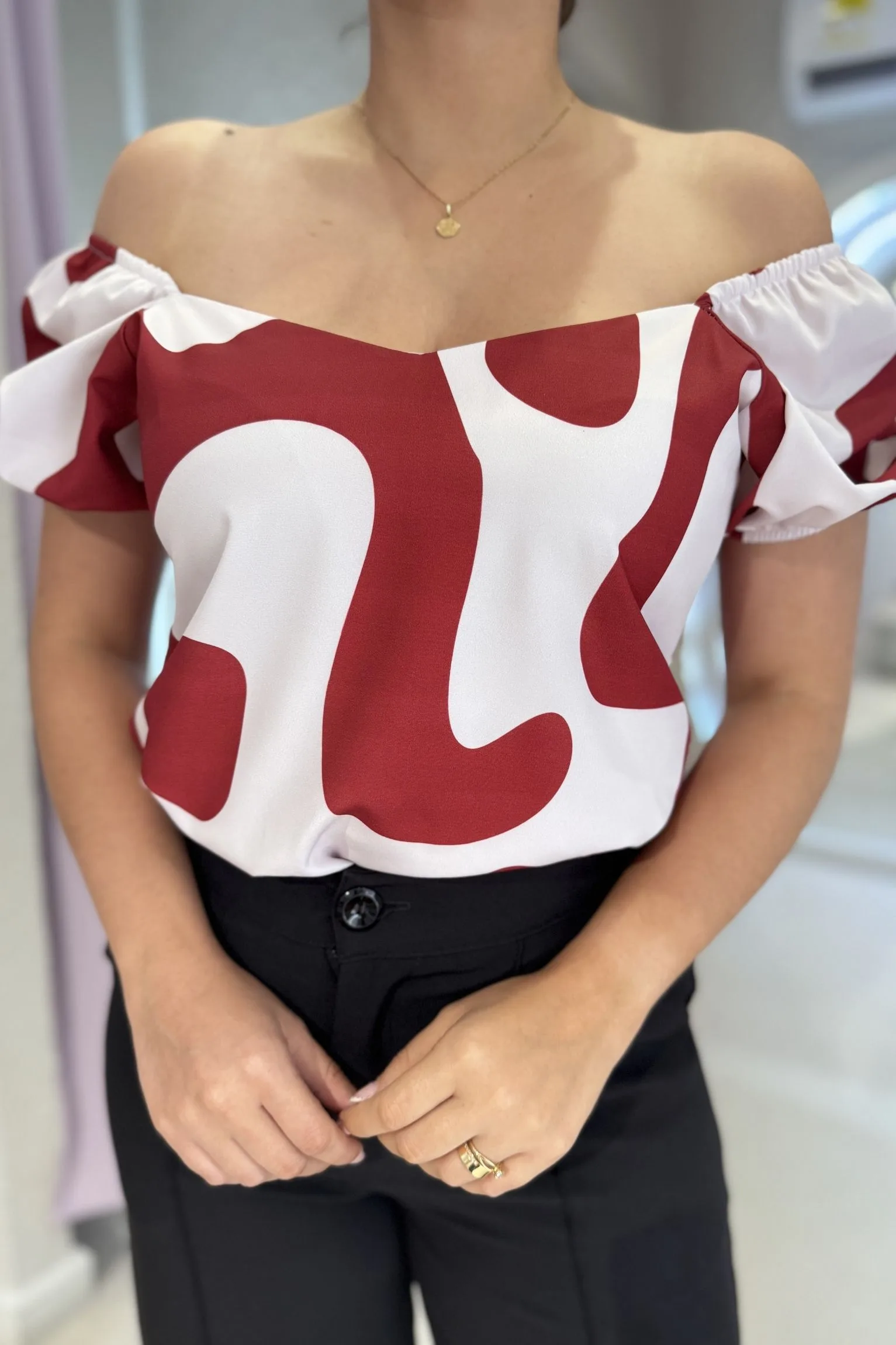 Blusa bela Vinotinto - Image 3