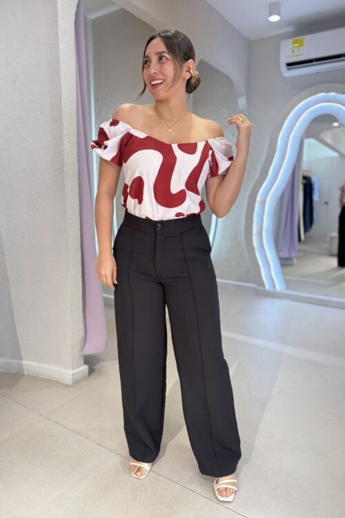 Blusa bela Vinotinto