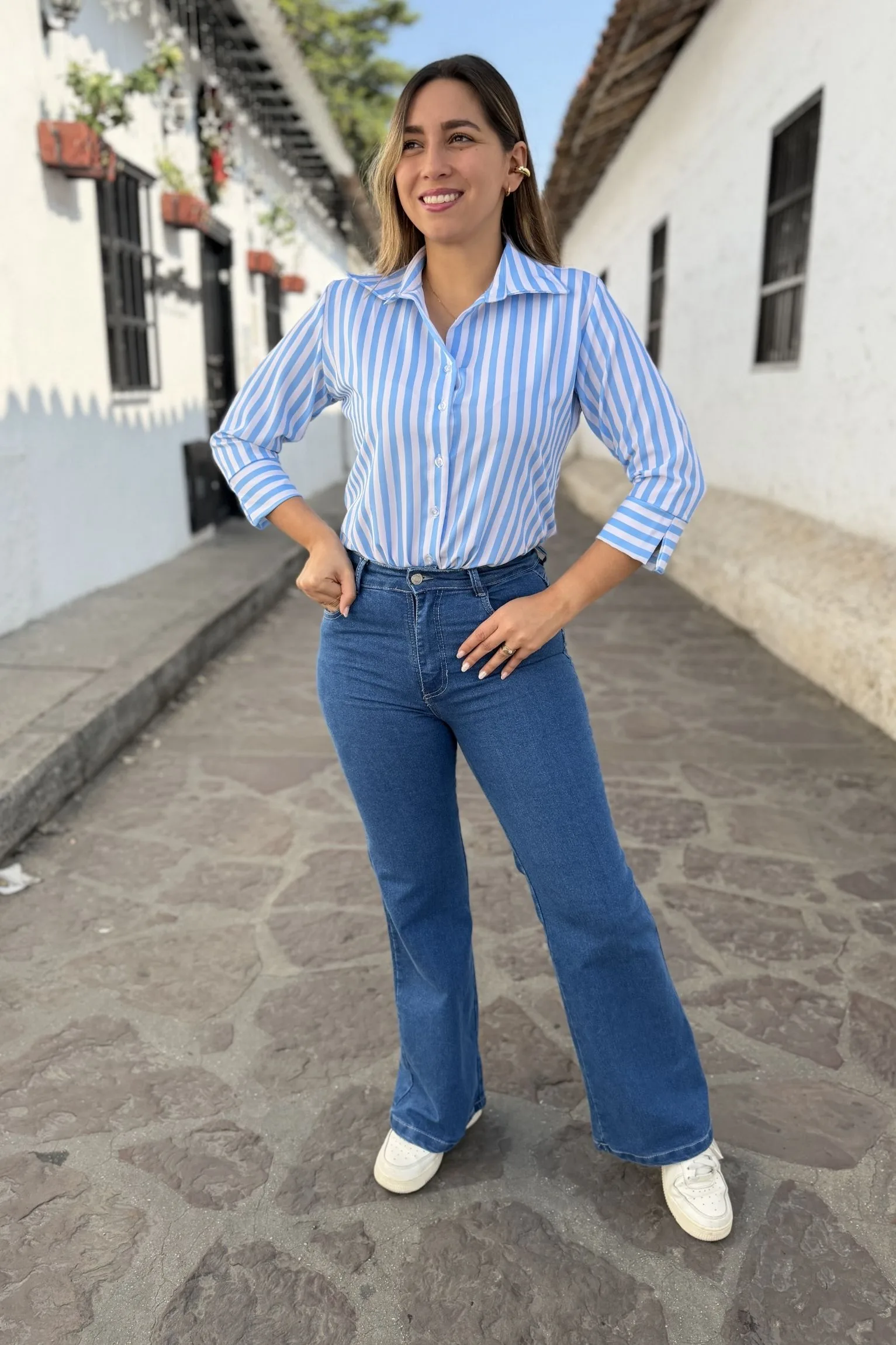 Camisera Zafiro Lineas celestes