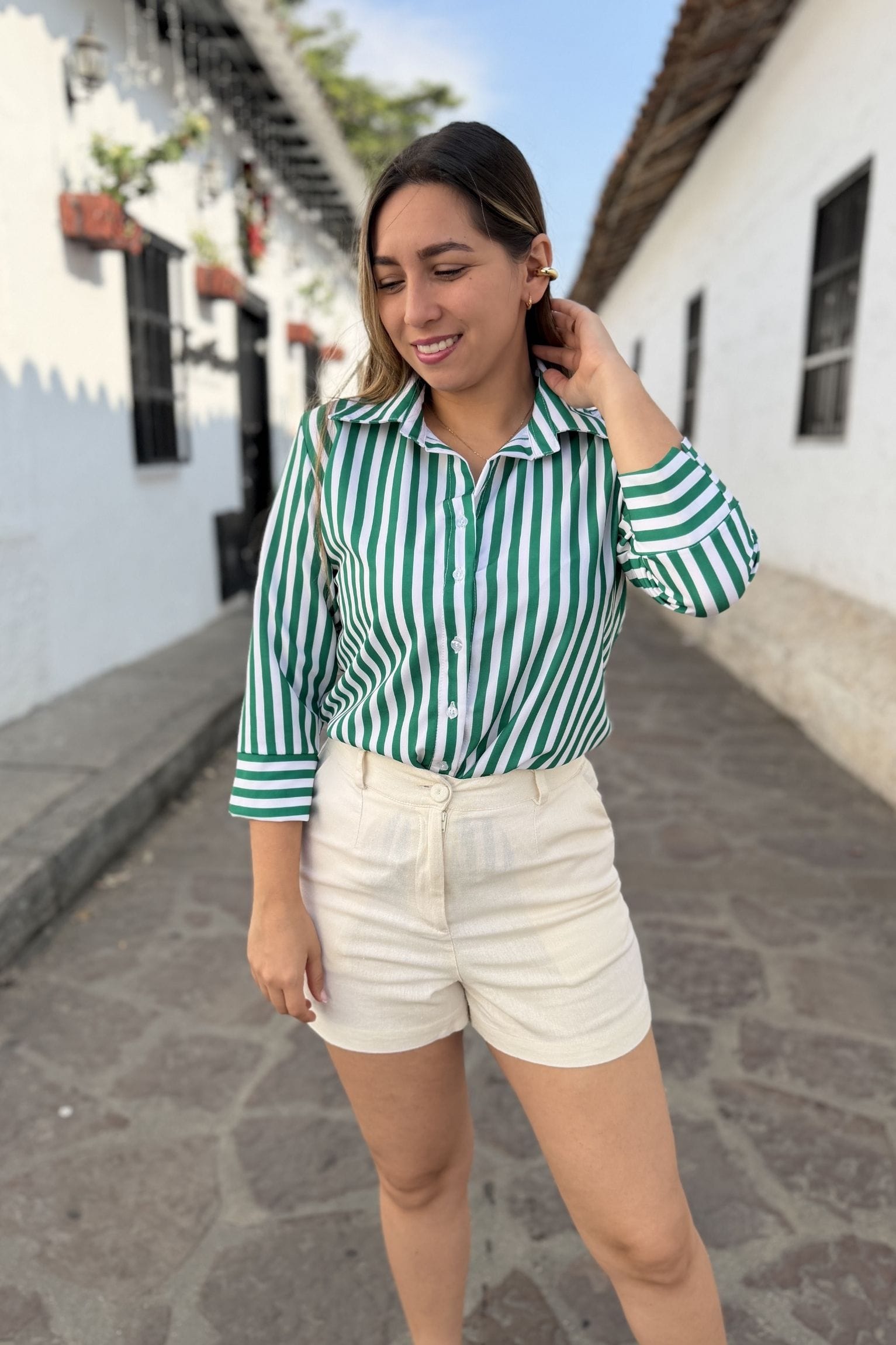 Camisera Zafiro Lineas verdes - Image 2