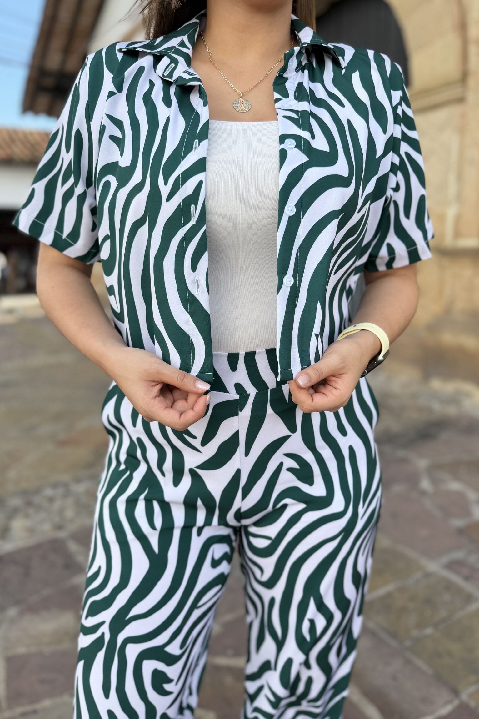 Set ariana verde lineas - Image 2