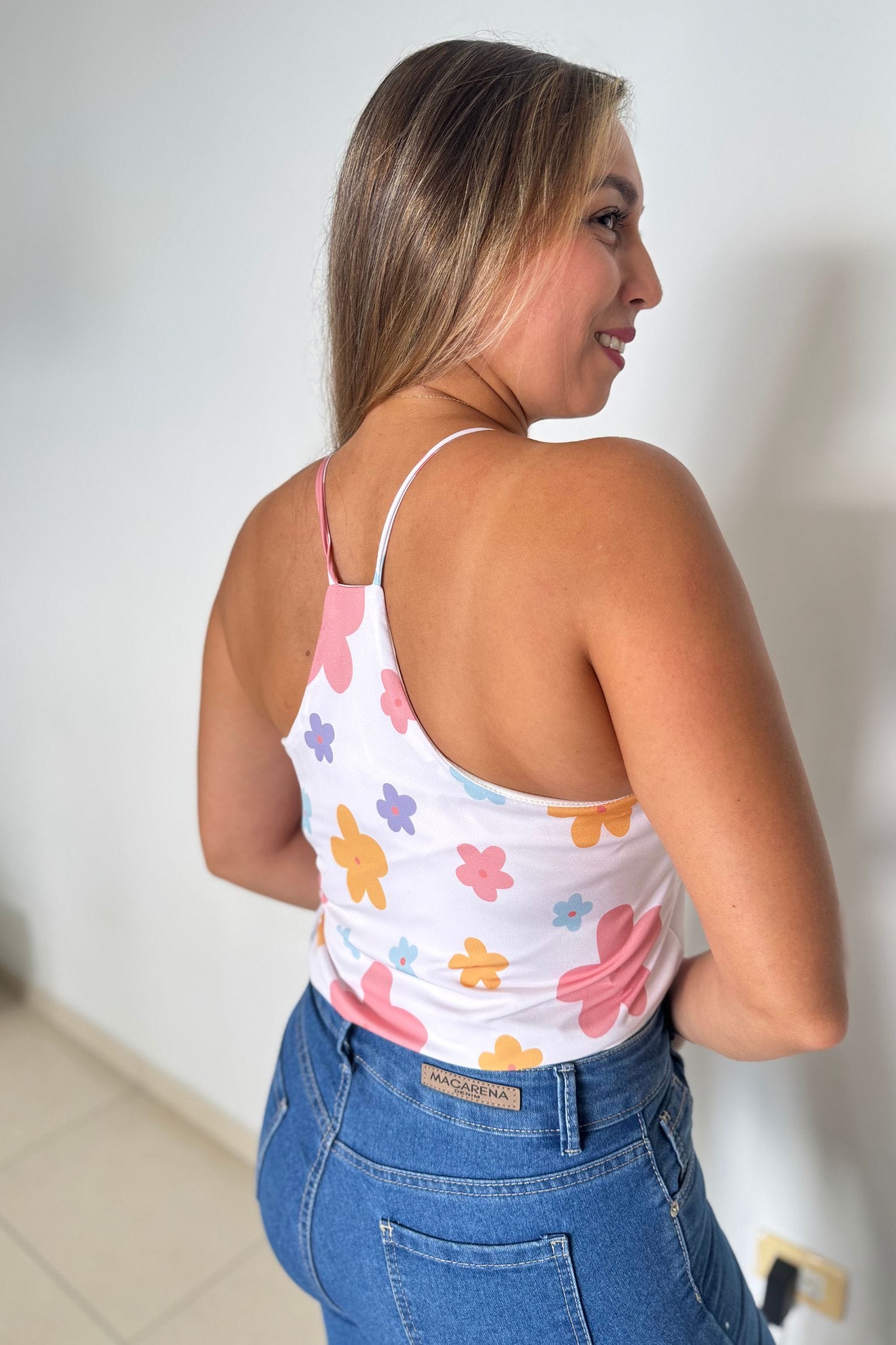 Blusa Básica Flores. - Image 3